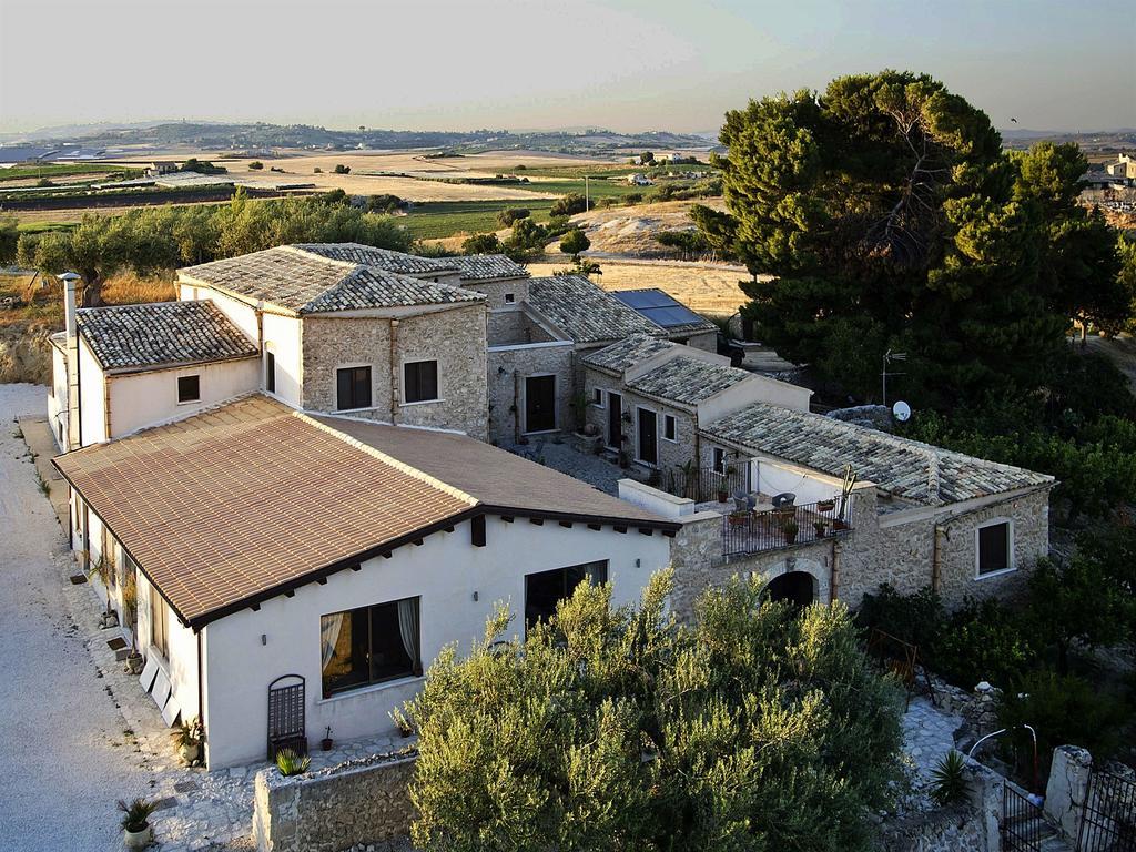 Agriturismo Baglio San Nicola Naro ภายนอก รูปภาพ